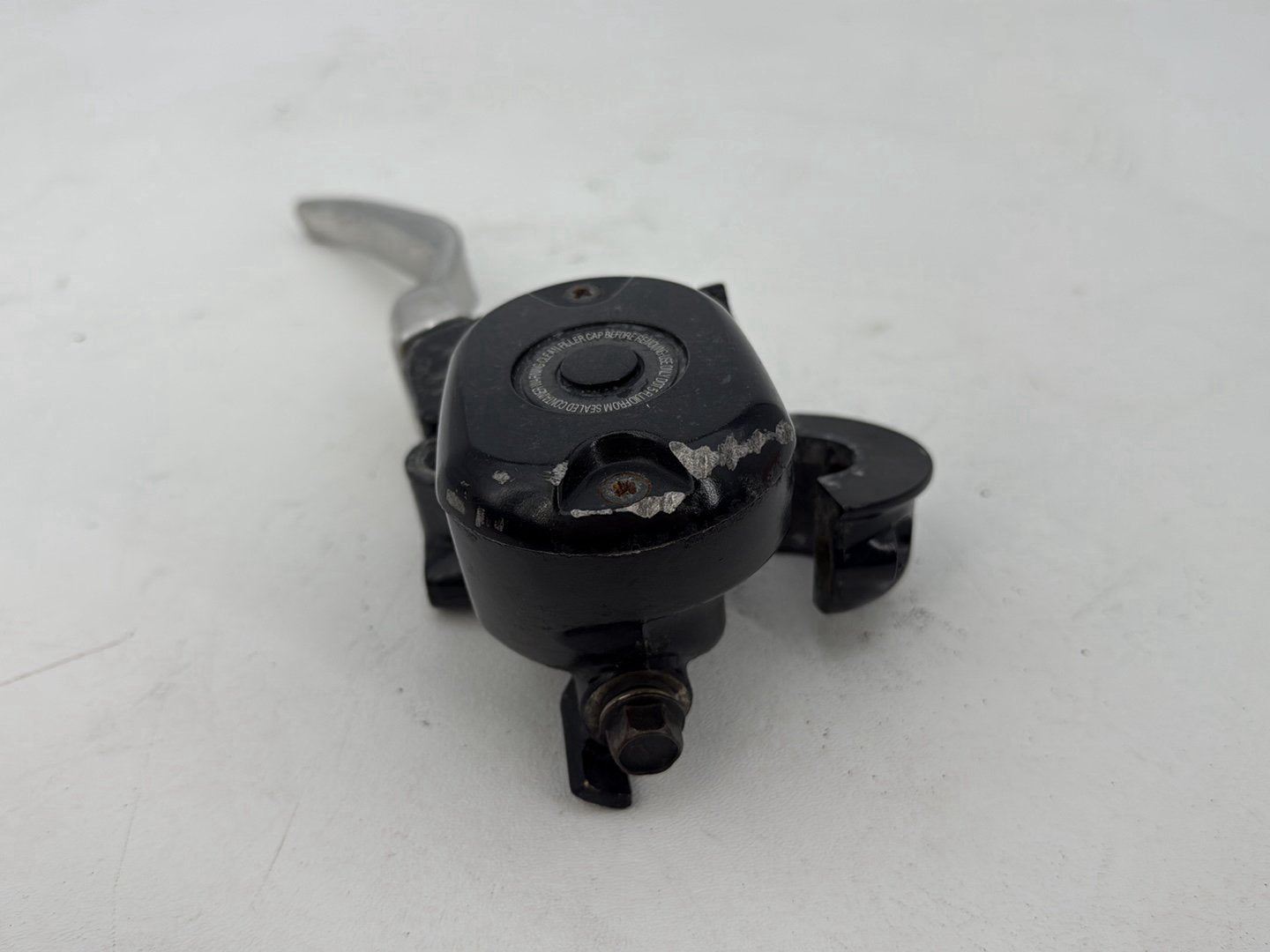 2004 - 2013 Harley-Davidson Sportster 883 Custom Front Right Brake Lever Master Cylinder 45146-04
