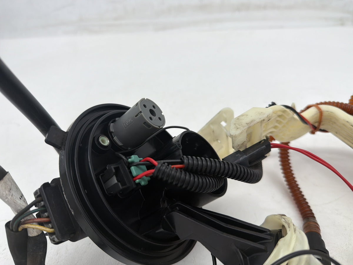 12 Harley Electra Glide Touring Ultra OEM Fuel Pump Gas Gasoline Petrol Sending