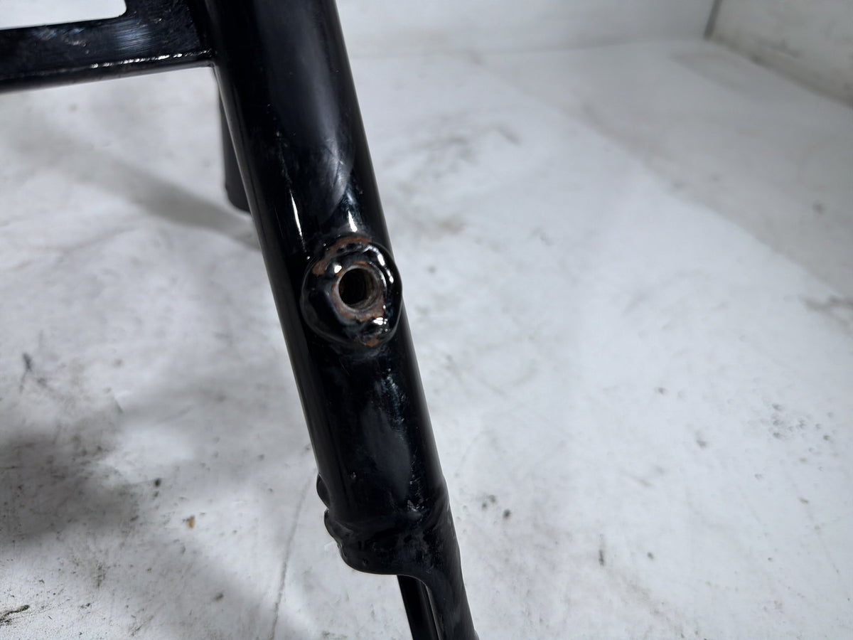 2010 Harley Electra Glide Touring OEM Rear Back Sub Frame Rail Bar 48079-09BHP