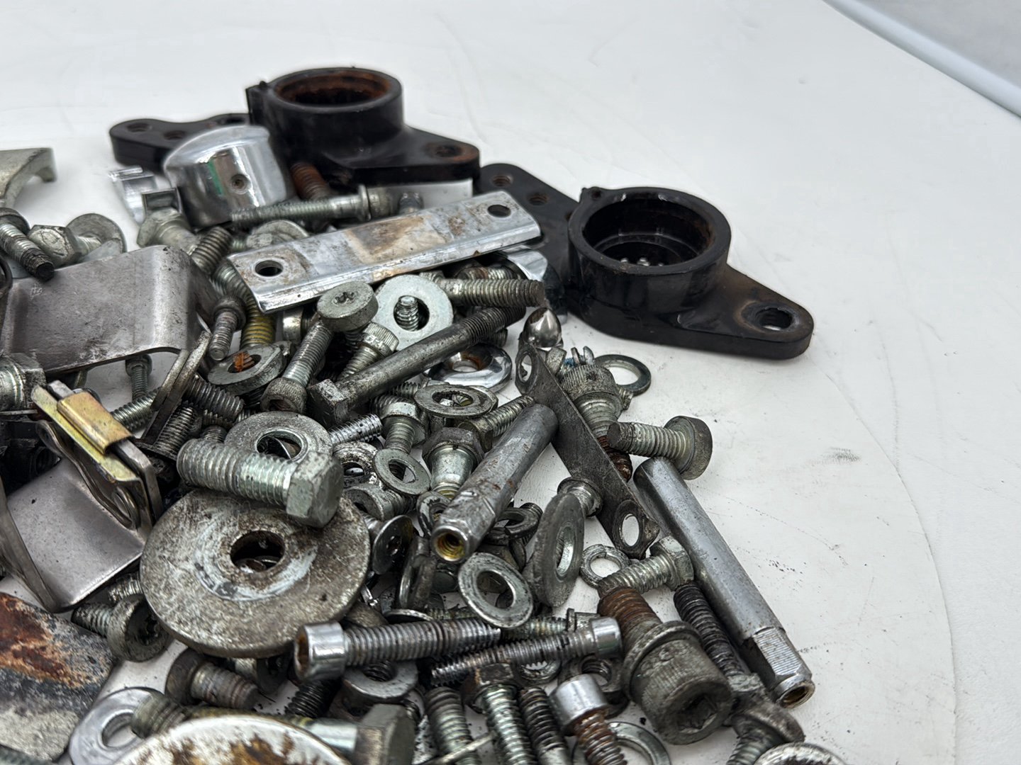 1999 - 2006 Harley-Davidson Touring CVO Screamin Eagle Road King Hardware Bolts Nuts & Brackets 50588-93 , 50589-93