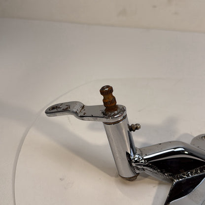 1986 - 2003 Harley-Davidson Sportster Hugger 883 Right Driver Footpeg Bracket Mount 42426-99
