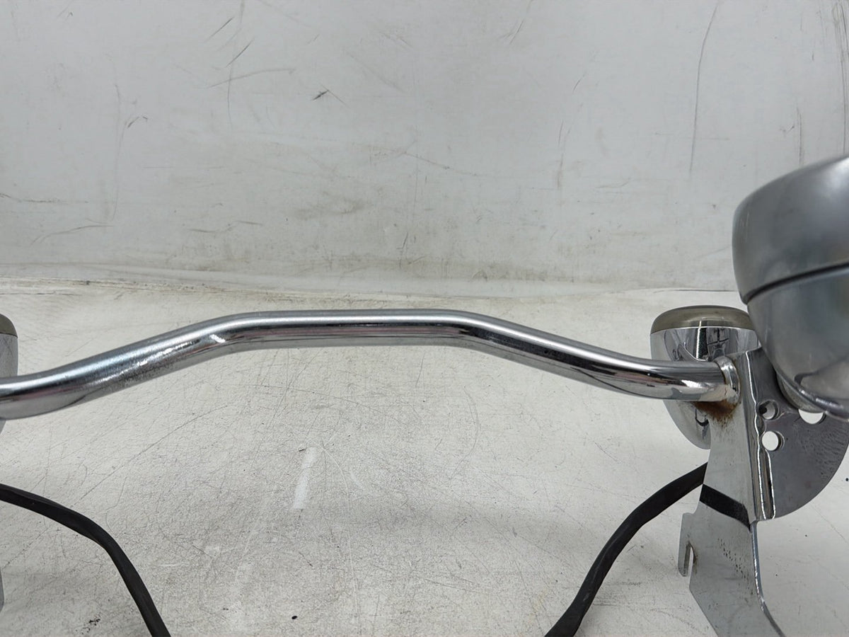 2006 Harley Electra Glide Touring Ultra FLHTCUI OEM Front Turn Signal Indicators Aux Light Bar