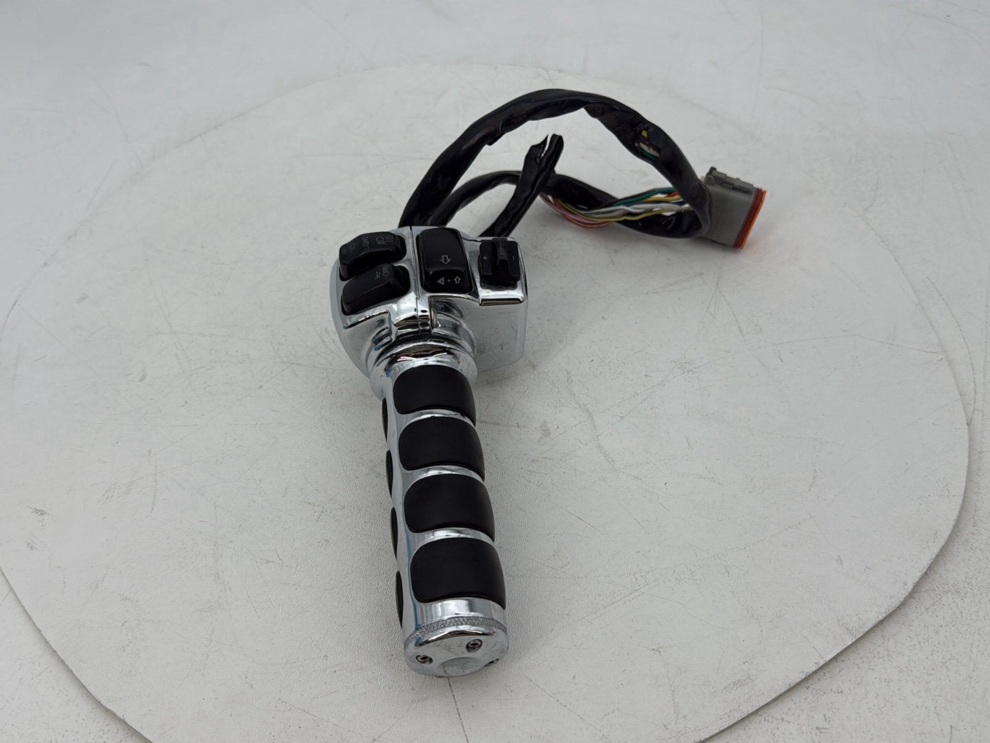1999 - 2006 Harley-Davidson Touring Electra Glide Left Turn Signal Headlight Switches Controls 71685-06A