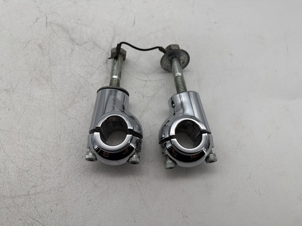 2008 Harley Softail Custom FXSTC OEM Front Handlebar Risers Riser 55984-07