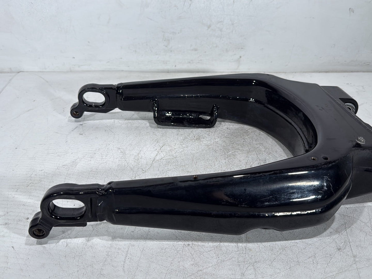 2012 Harley Electra Glide Touring Ultra OEM Rear Fork Swingarm Swing Arm