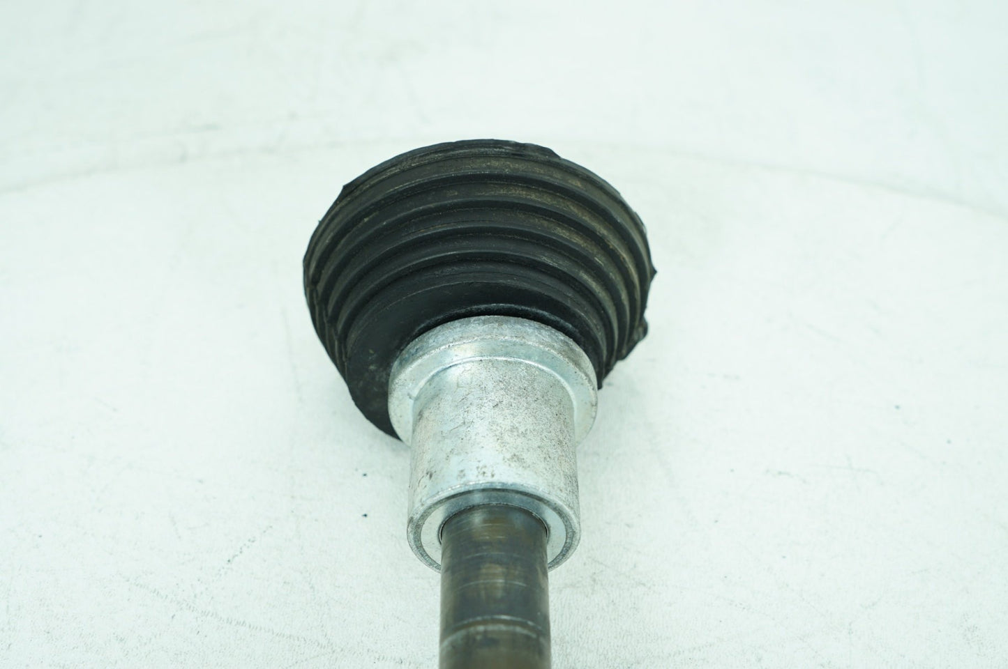 2007 - 2016 Harley-Davidson Touring Street Glide Rear Fork Swingarm Pivot Bolt Shaft 47540-11