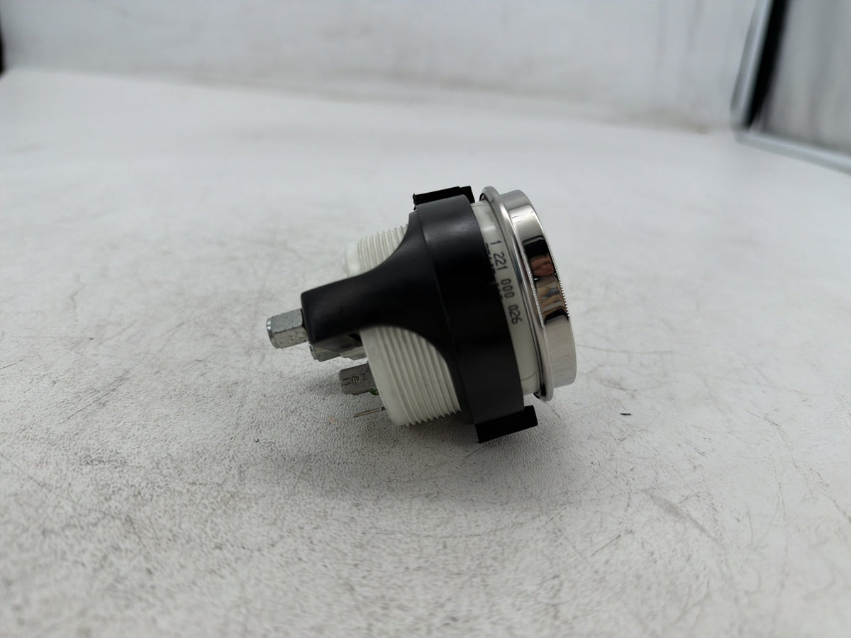 2006 Harley Street Glide Touring FLHX OEM Oil Pressure Gauge Instrument Cluster
