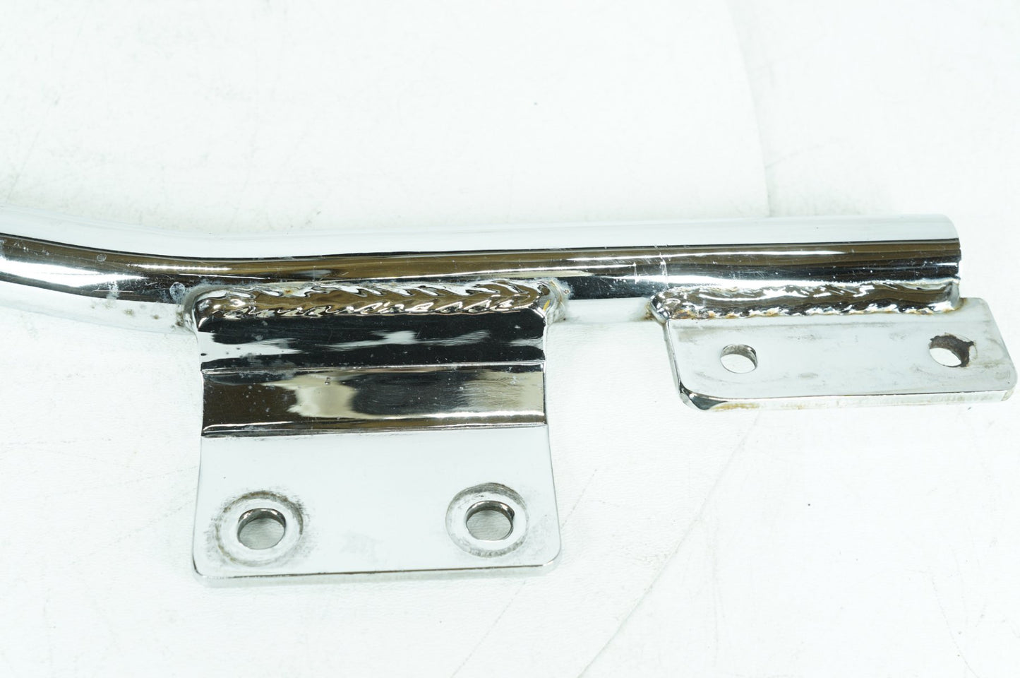 2010 Harley Softail FLSTC Heritage Classic OEM Exhaust Muffler Interconnect Bracket Support Bar