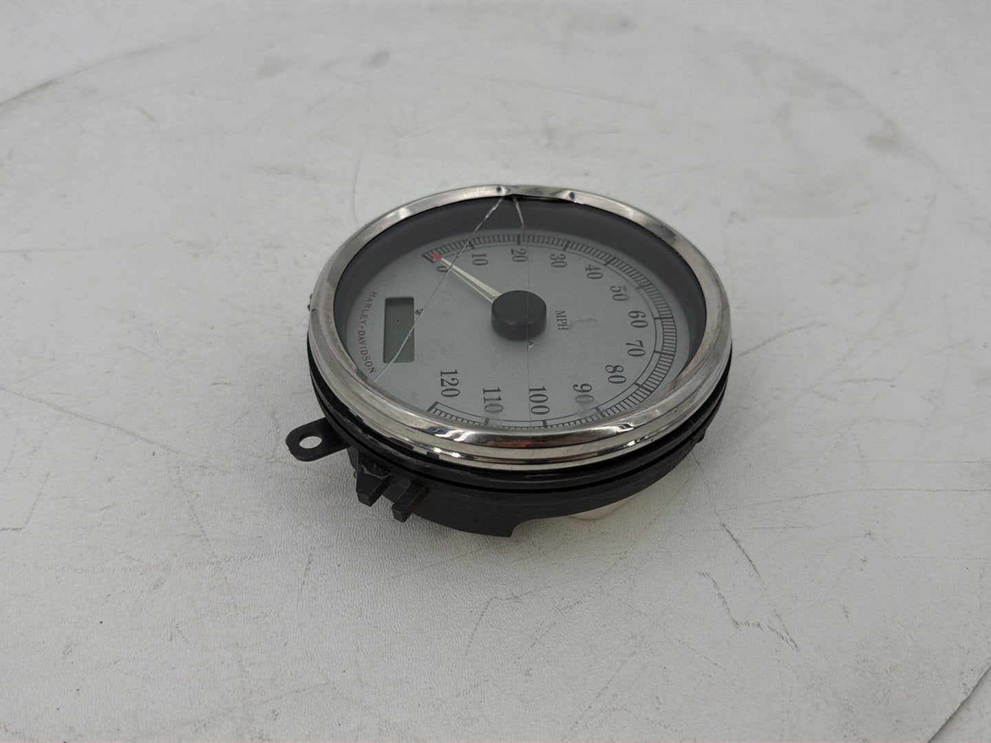 2007 - 2017 Harley-Davidson Dyna Super Glide Custom Speedo Speedometer Gauge Cluster 67096-04B