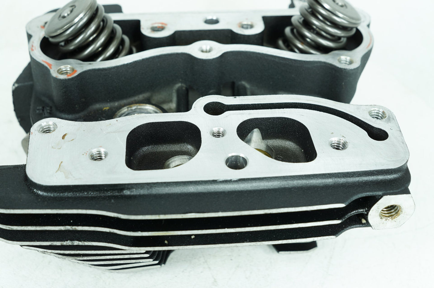 1999 - 2006 Harley-Davidson Softail Heritage Rear Twin Cam Engine Cylinder Head   16724-99