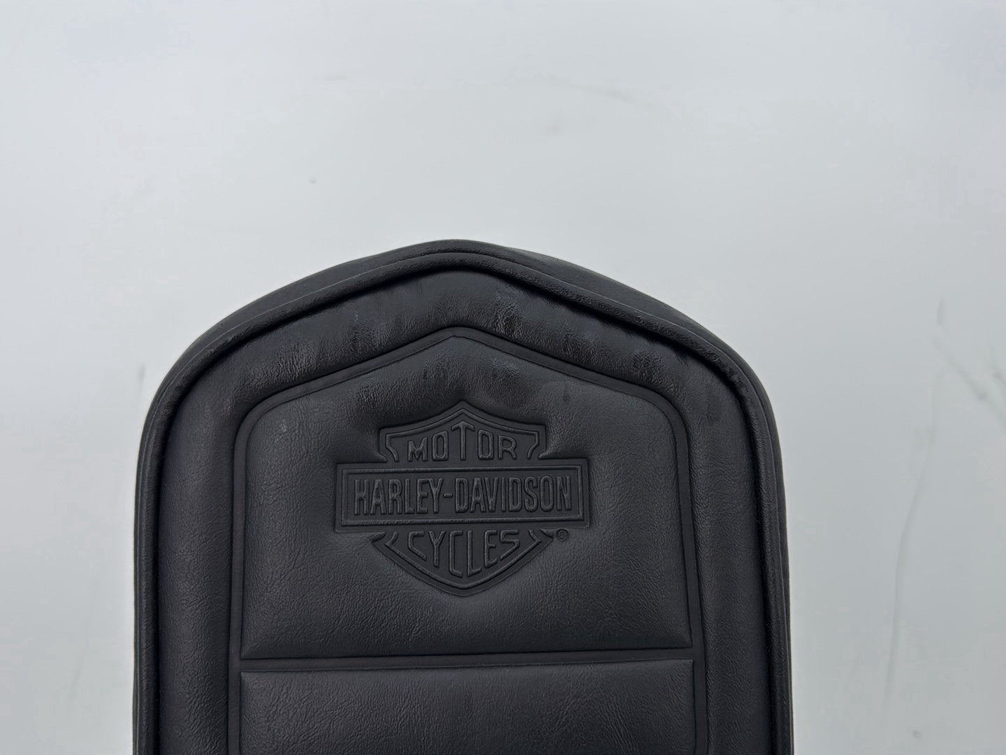 2009 Harley Sportster XL1200C 1200 Custom OEM Rear Sissy Bar w/ Backrest Cushion Pad