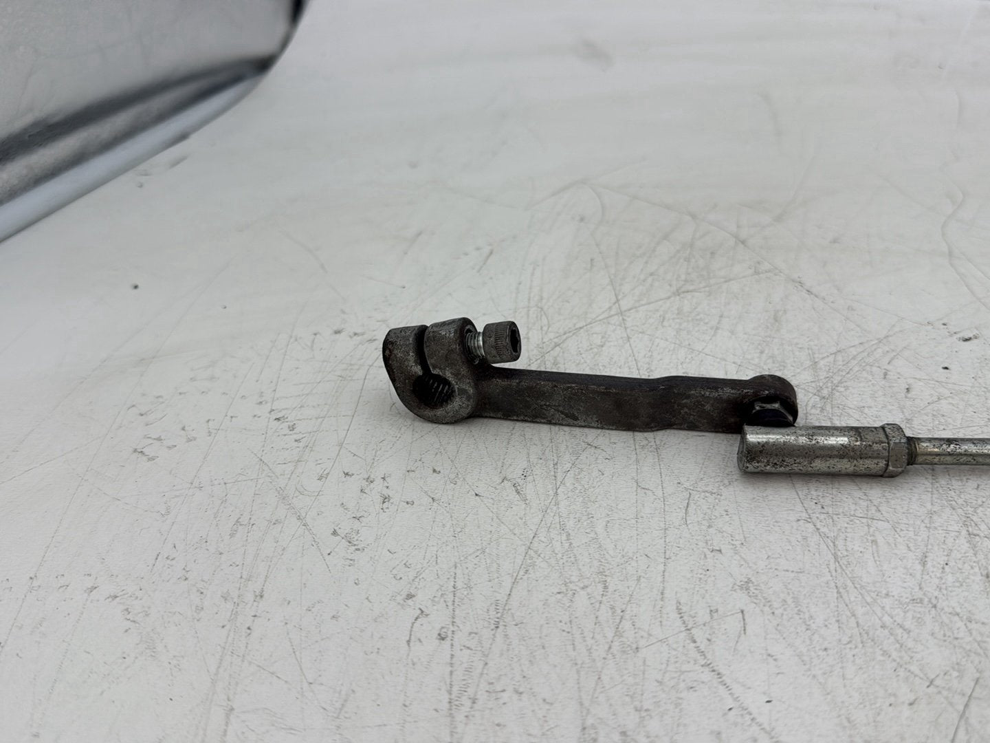 2006 Harley Electra Glide Touring Classic FLHTCI OEM Gear Shifter Lever w/ Rod linkage