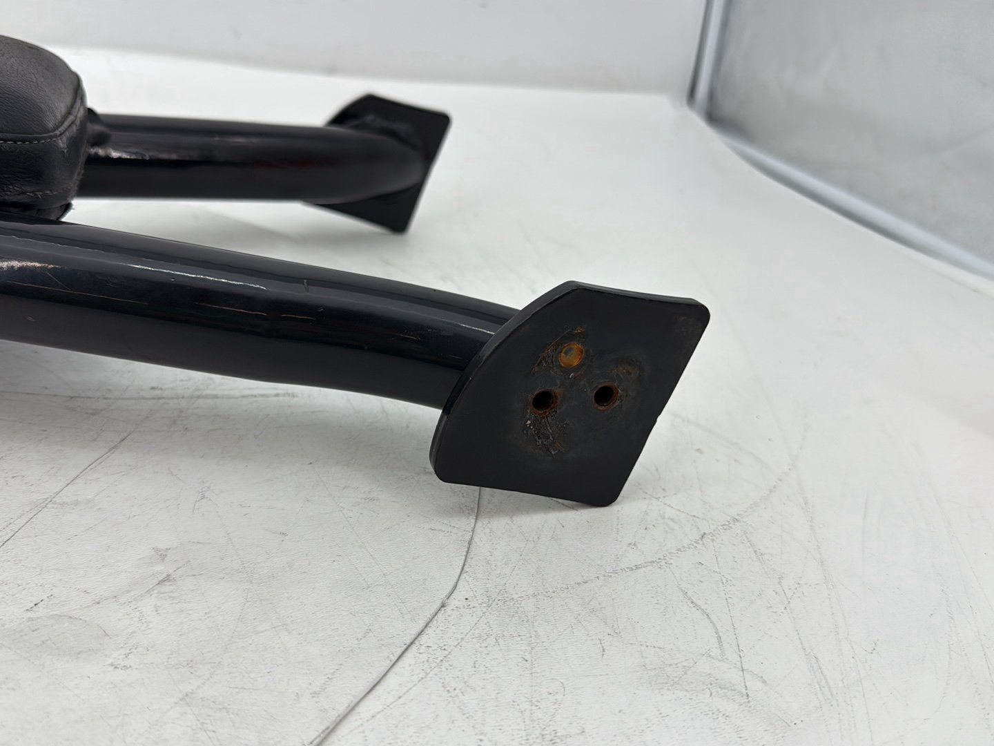 2008 Harley Electra Glide Touring Ultra Rear Sissy Bar w/ Backrest Cushion Pad