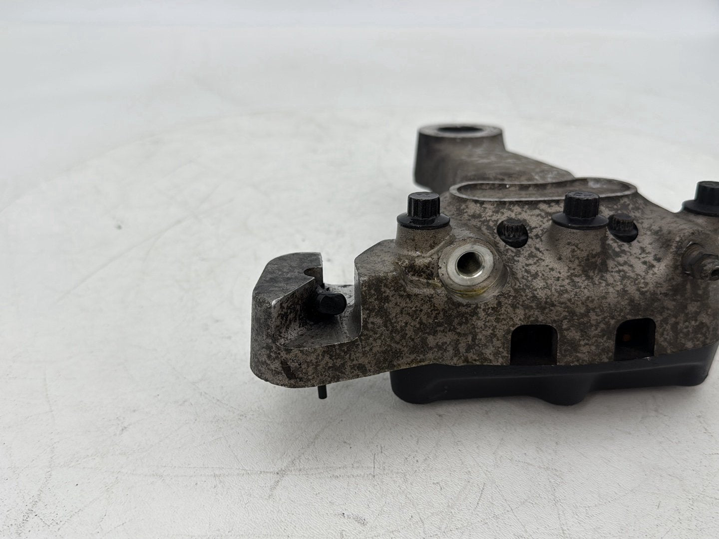1999 - 2006 Harley-Davidson Touring Electra Glide Rear Back Brake Caliper 44080-02C