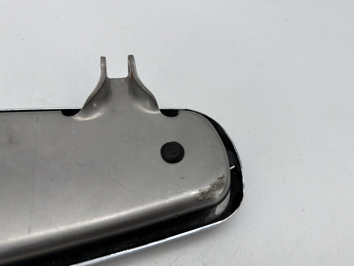 2011 Harley Softail Deluxe FLSTN OEM Left Right Driver Floorboard Foot Rest Pads
