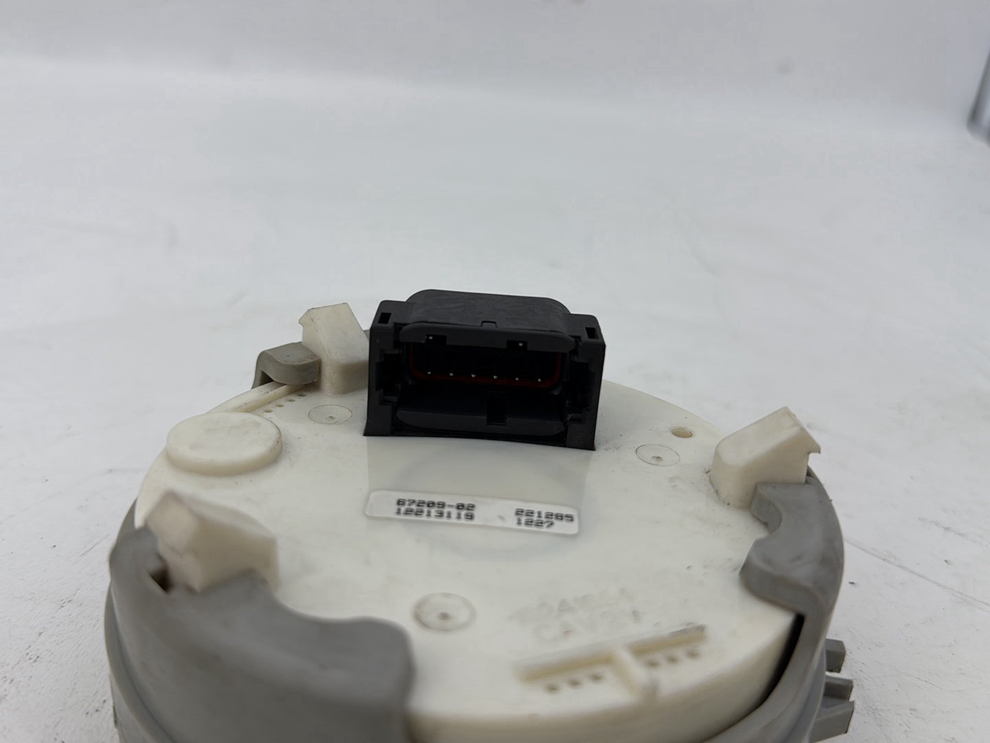 1999 - 2006 Harley-Davidson Touring CVO Screamin Eagle Road King Speedo Speedometer Gauge Cluster  	67209-02