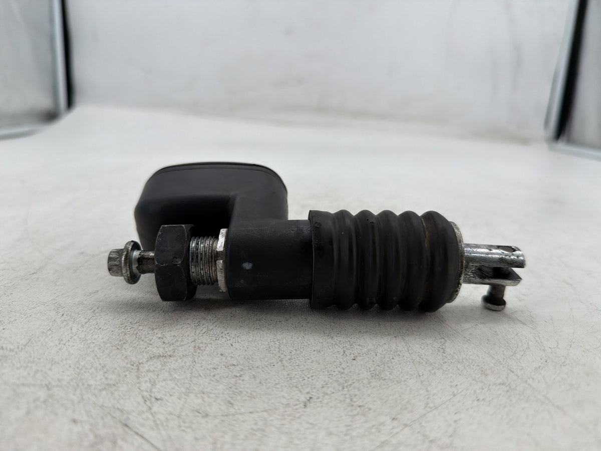 2006 Harley Street Glide Touring FLHX OEM Rear Brake Master Cylinder Reservoir