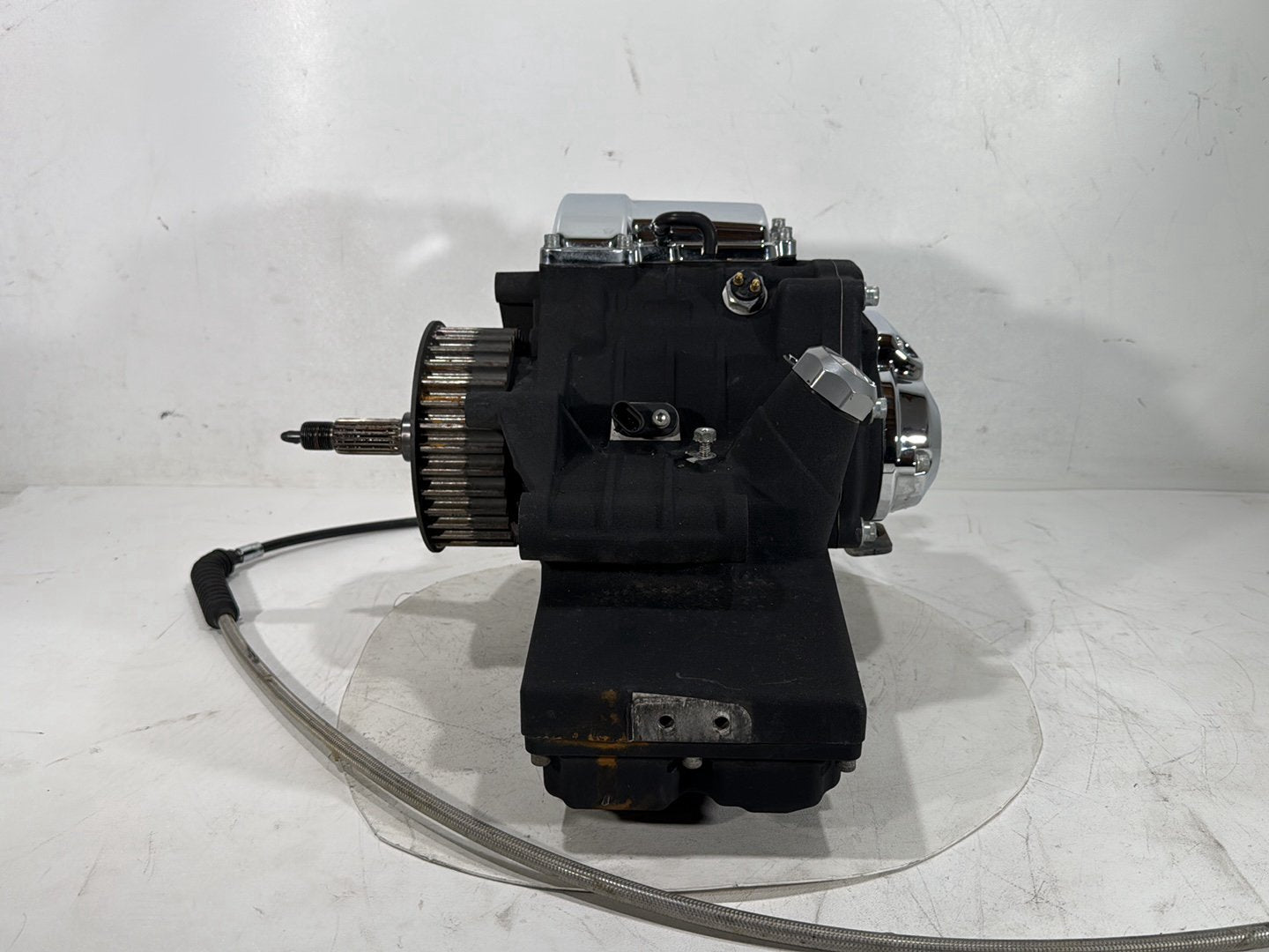 2010 Harley Street Glide Touring FLHX OEM 6 Speed Transmission Gearbox