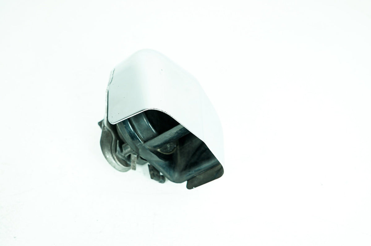 2007 - 2011 Harley-Davidson Touring Street Glide Horn Signal Klaxon Chrome Cover 69060-90D