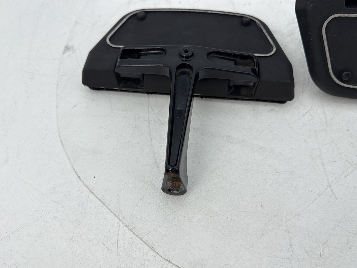 2007 - 2012 Harley-Davidson Touring Electra Glide Ultra Left & Right Passenger Floorboard Foot Rest