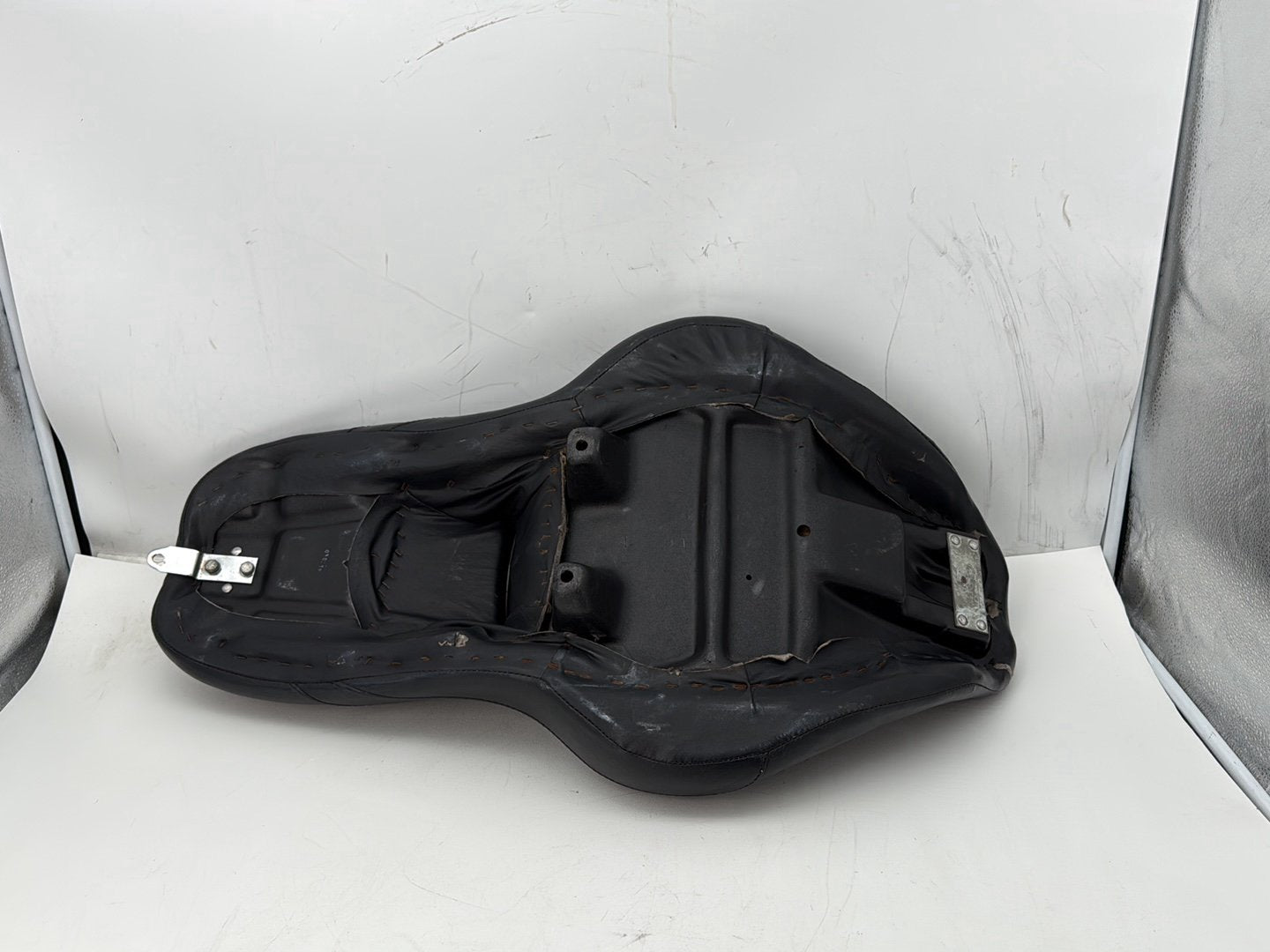2007 Harley Touring FLHTP Electra Glide Police OEM Passenger Rider Driver Seat Saddle