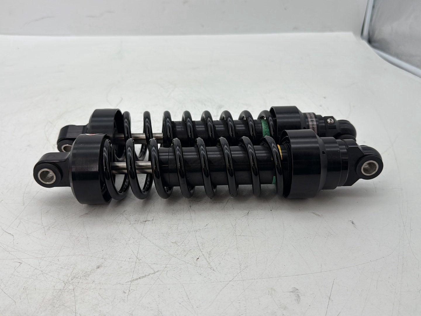 2005 Harley Touring FLHRCI Road King Classic OEM Rear Left Right Shock Absorbers