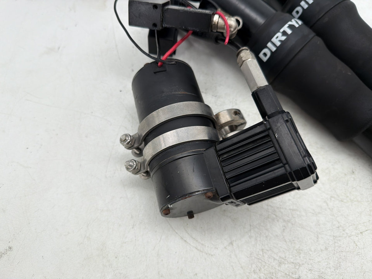 2012 Harley Street Glide Touring FLHX OEM Rear Left Right Shock Absorbers
