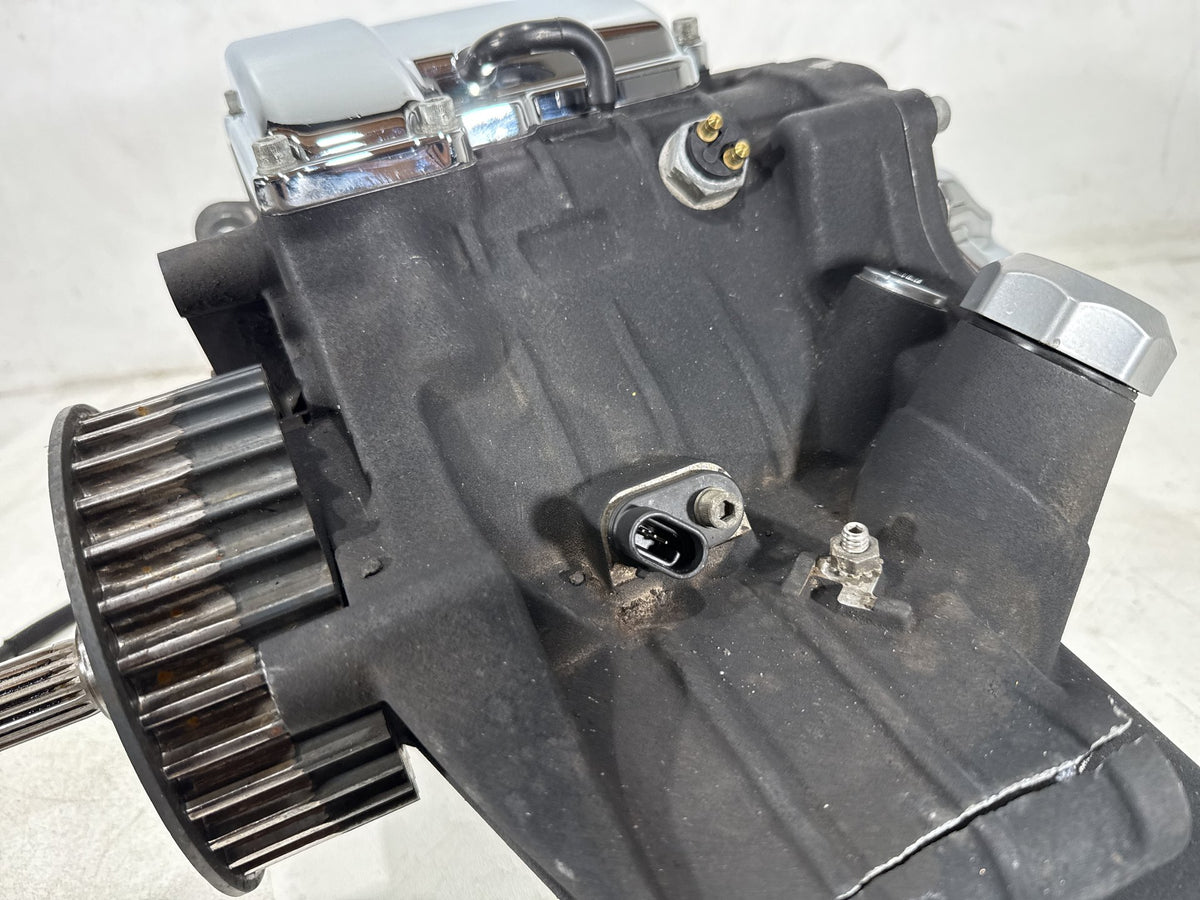 11 Harley Electra Glide Touring Police 6 Speed Transmission Gearbox 28K CRACKED