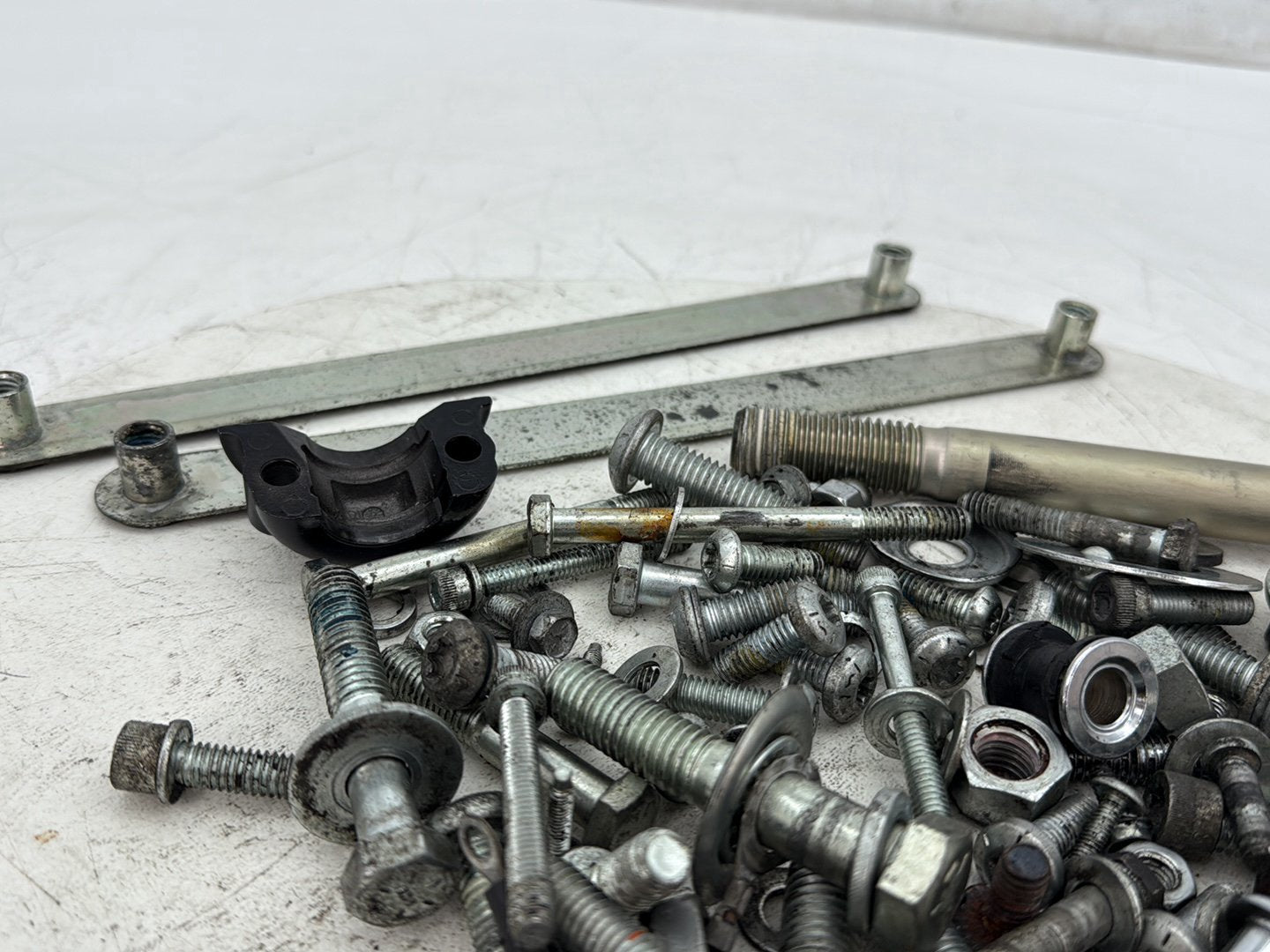 2010 Harley Dyna Fat Bob FXDF OEM Hardware Bolts Nuts & Brackets