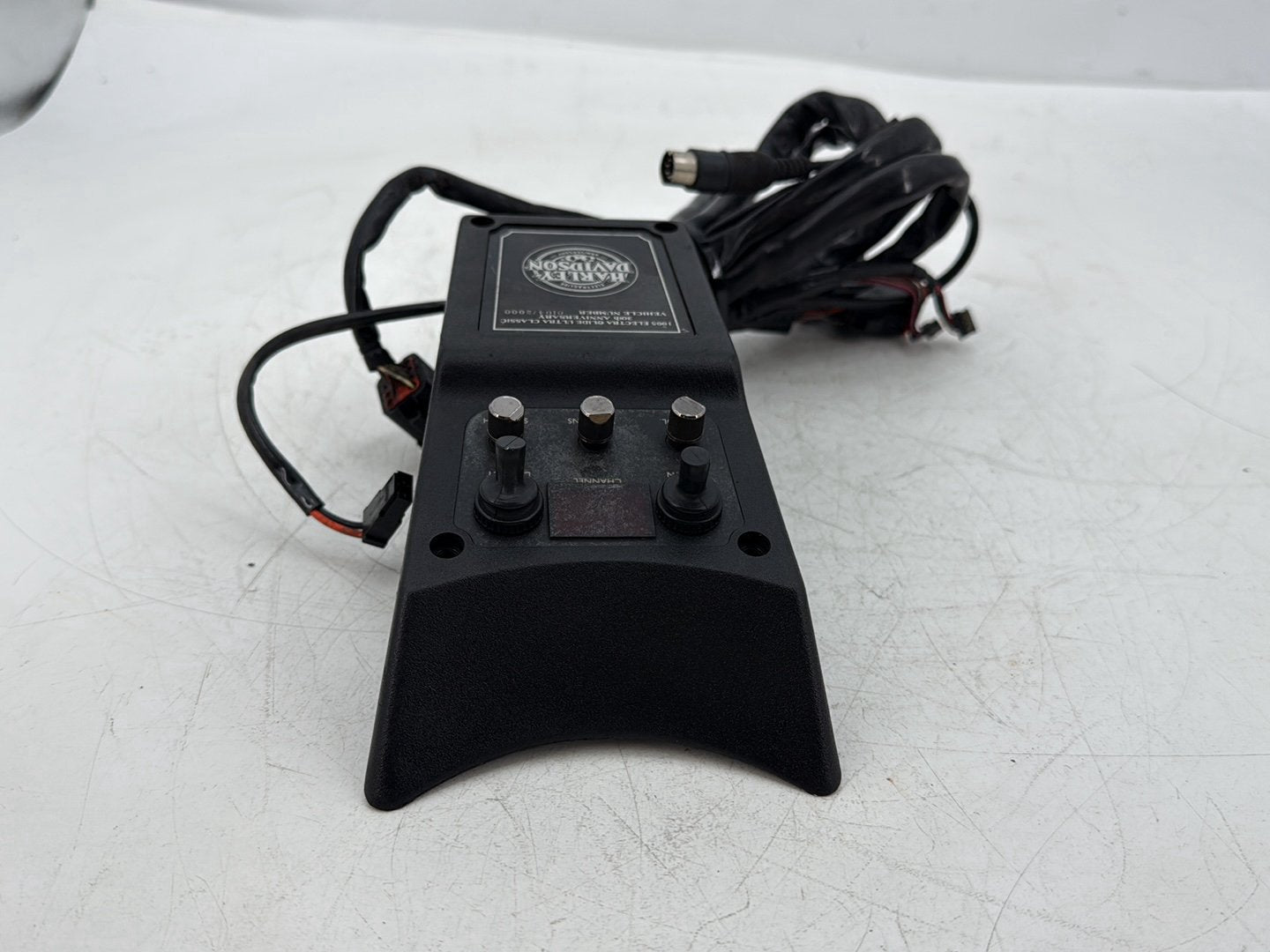 1995 Harley Touring Electra Classic CB Radio Controls Transmitter Switches Panel