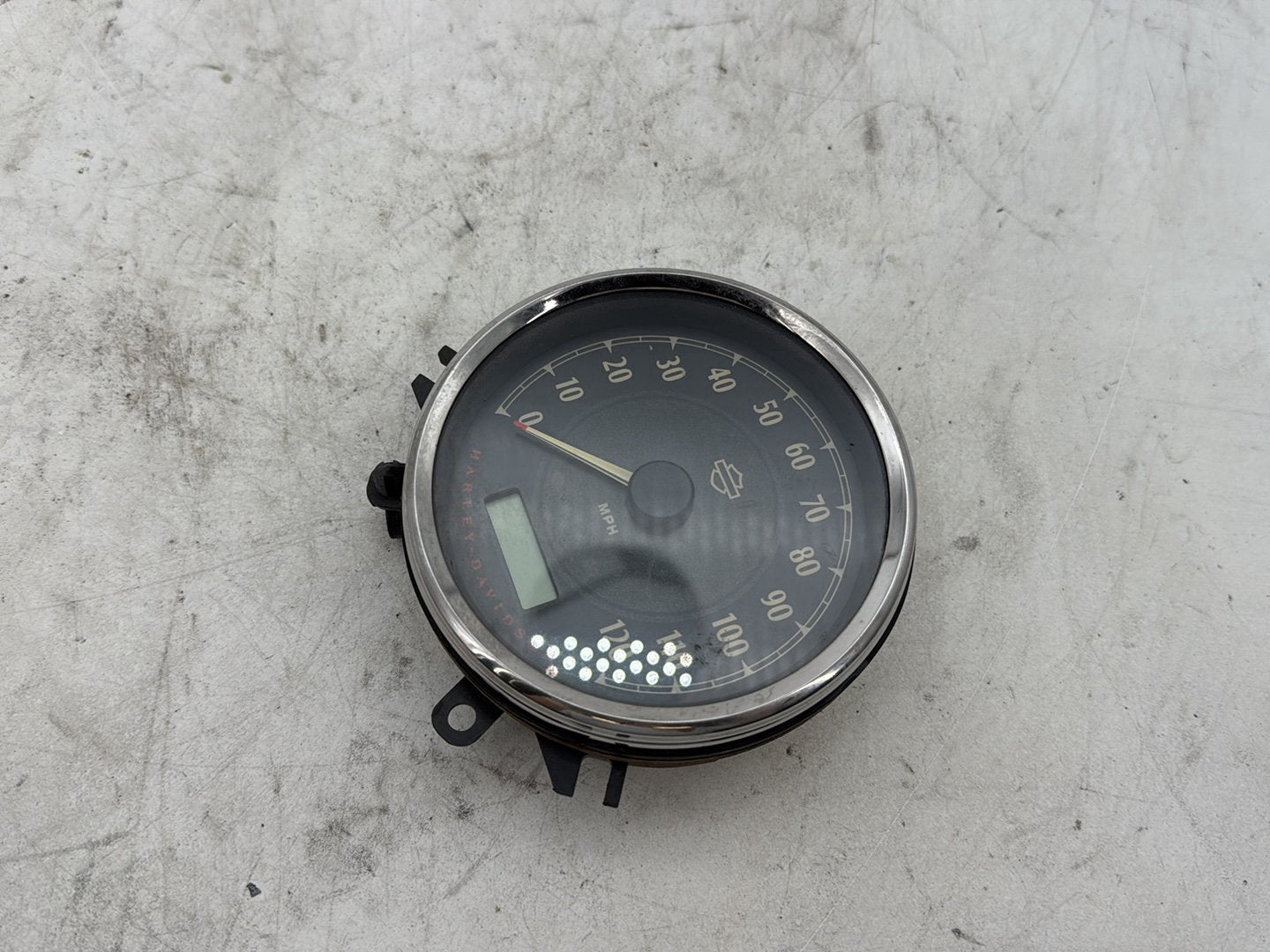 2012 Harley Dyna FXDF Fat Bob OEM Speedo Speedometer Gauge Cluster