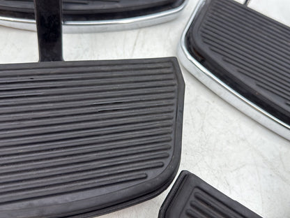 2007 Harley Touring FLHTCU Electra Glide Ultra OEM Left Right Driver & Pass Floorboard Foot Rest