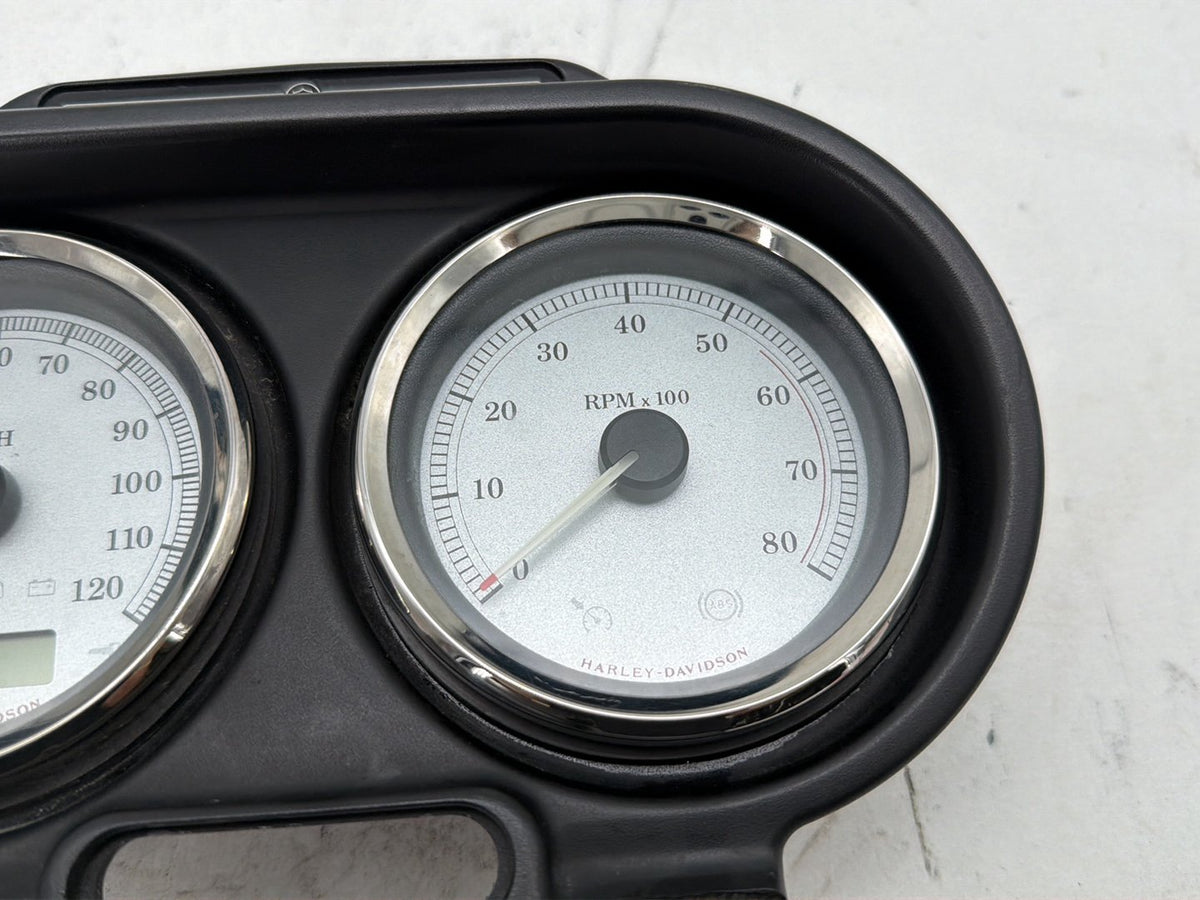 2011 Harley Road Glide Touring FLTRX OEM Air Oil Volt Fuel Tacho Speedo Gauges