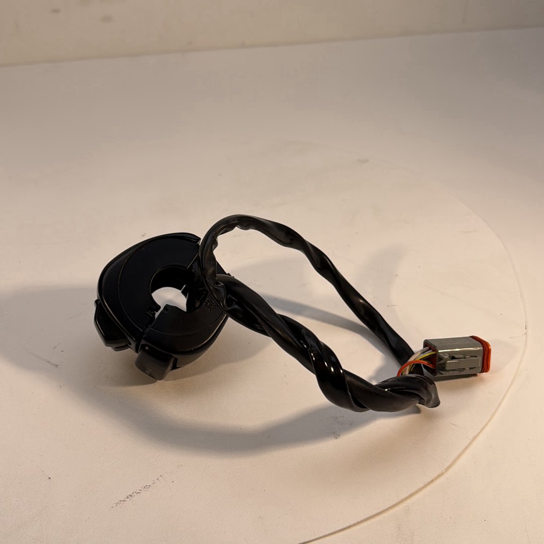 1986 - 2003 Harley-Davidson Sportster Hugger 883 Left Turn Signal Headlight Switches Controls 71598-96A