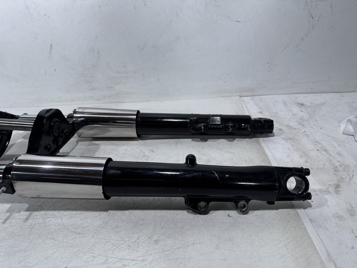 10 Harley Road King Touring OEM Front Triple Tree Set & LH RH Fork Legs Sliders