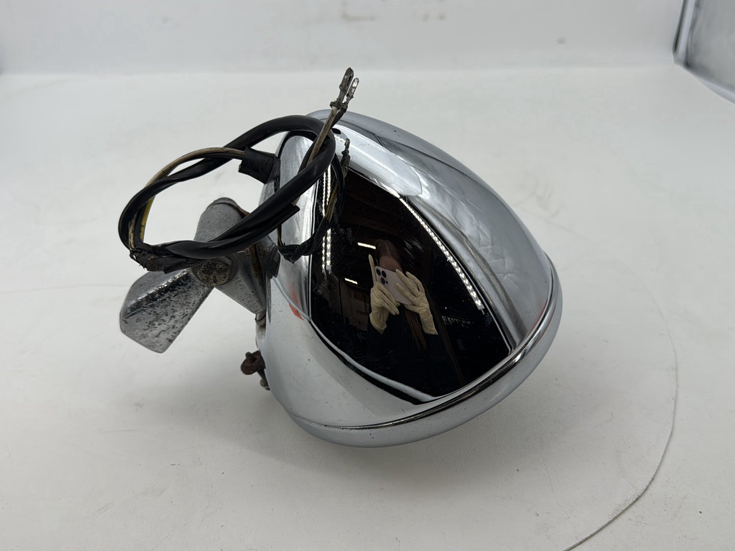2004 - 2013 Harley-Davidson Sportster 883 Custom Headlight Headlamp Head Light Halogen  	69681-04A