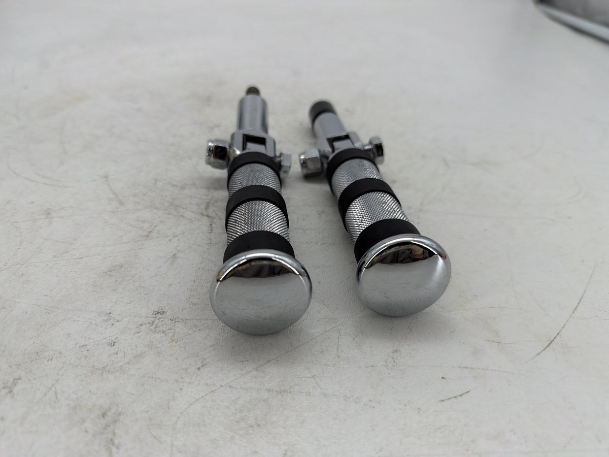 2001 Harley Softail Deuce FXSTD OEM Passenger Left & Right Foot Pegs