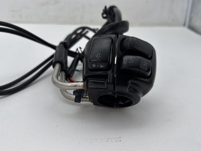 2008 Harley Softail Deluxe FLSTN OEM Right Engine Start Kill Switches Controls