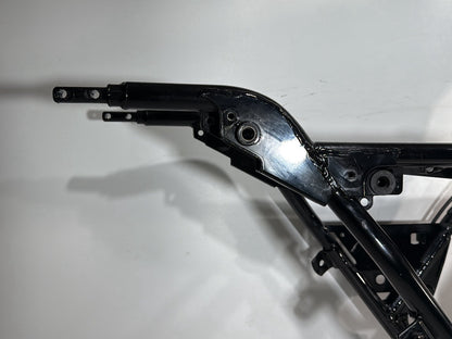 2005 Harley Touring FLHRCI Road King Classic OEM Body Main Frame Chassis SLVG