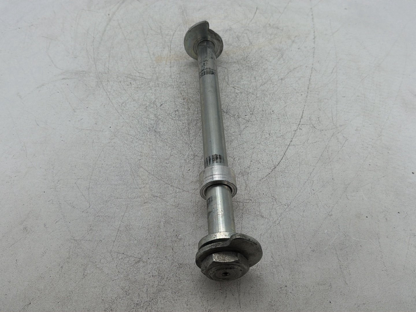 2010 Harley Electra Glide Touring Ultra FLHTCU OEM Rear Wheel Axle Bolt Shaft