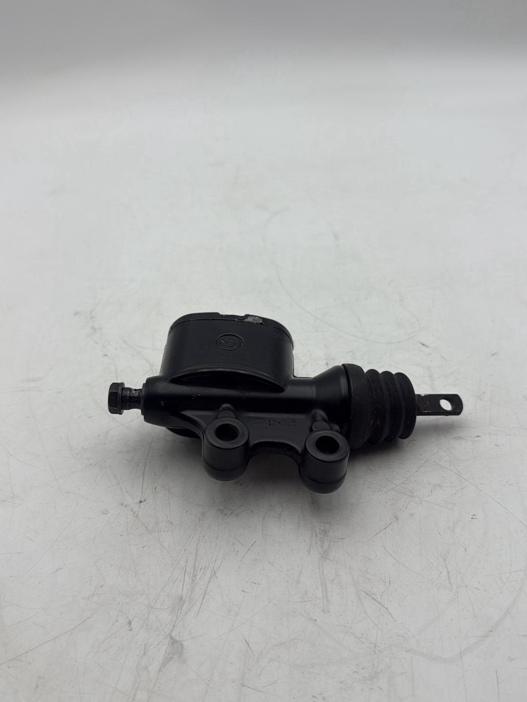 2007 - 2012 Harley-Davidson Touring Electra Glide Classic Rear Brake Master Cylinder Reservoir 41763-08