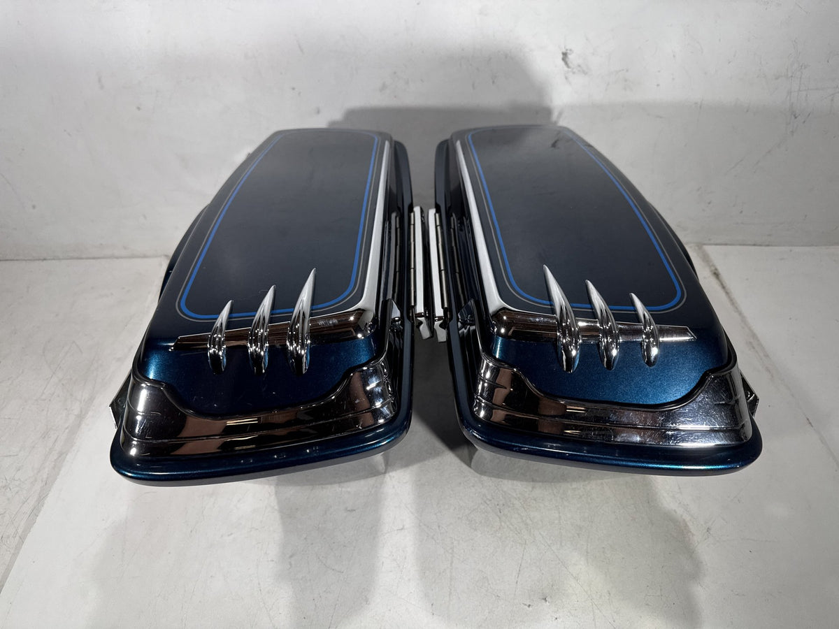 02 Harley Electra Glide Touring Classic OEM Left Right Saddlebags Luggage NOKey
