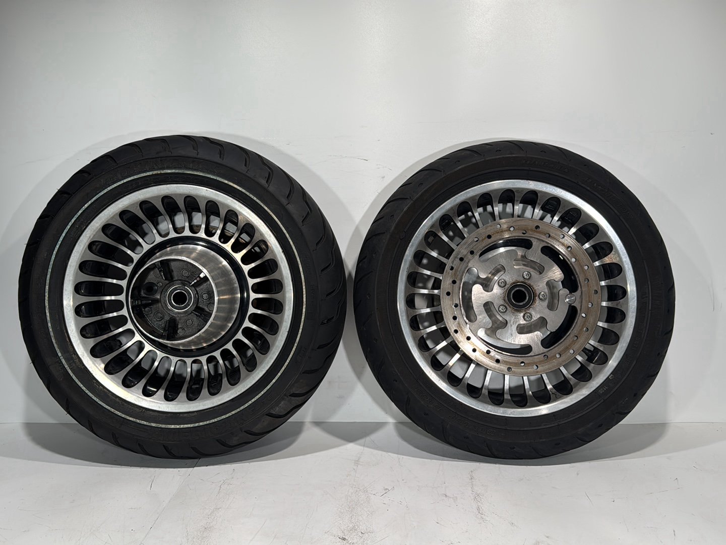 2007 - 2012 Harley-Davidson Touring Road Glide Front & Rear Wheel Rim Tire 	43493-09