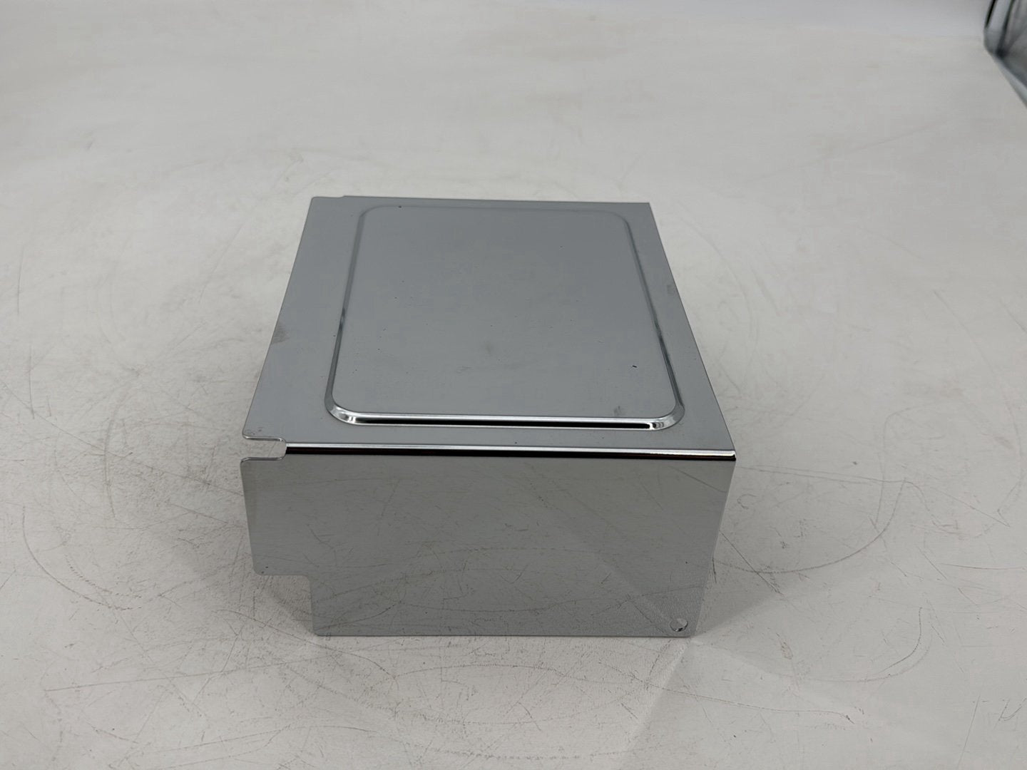 1999 - 2006 Harley-Davidson Dyna Super Glide Lower Battery Tray Stay Box Cover Panel 66375-97