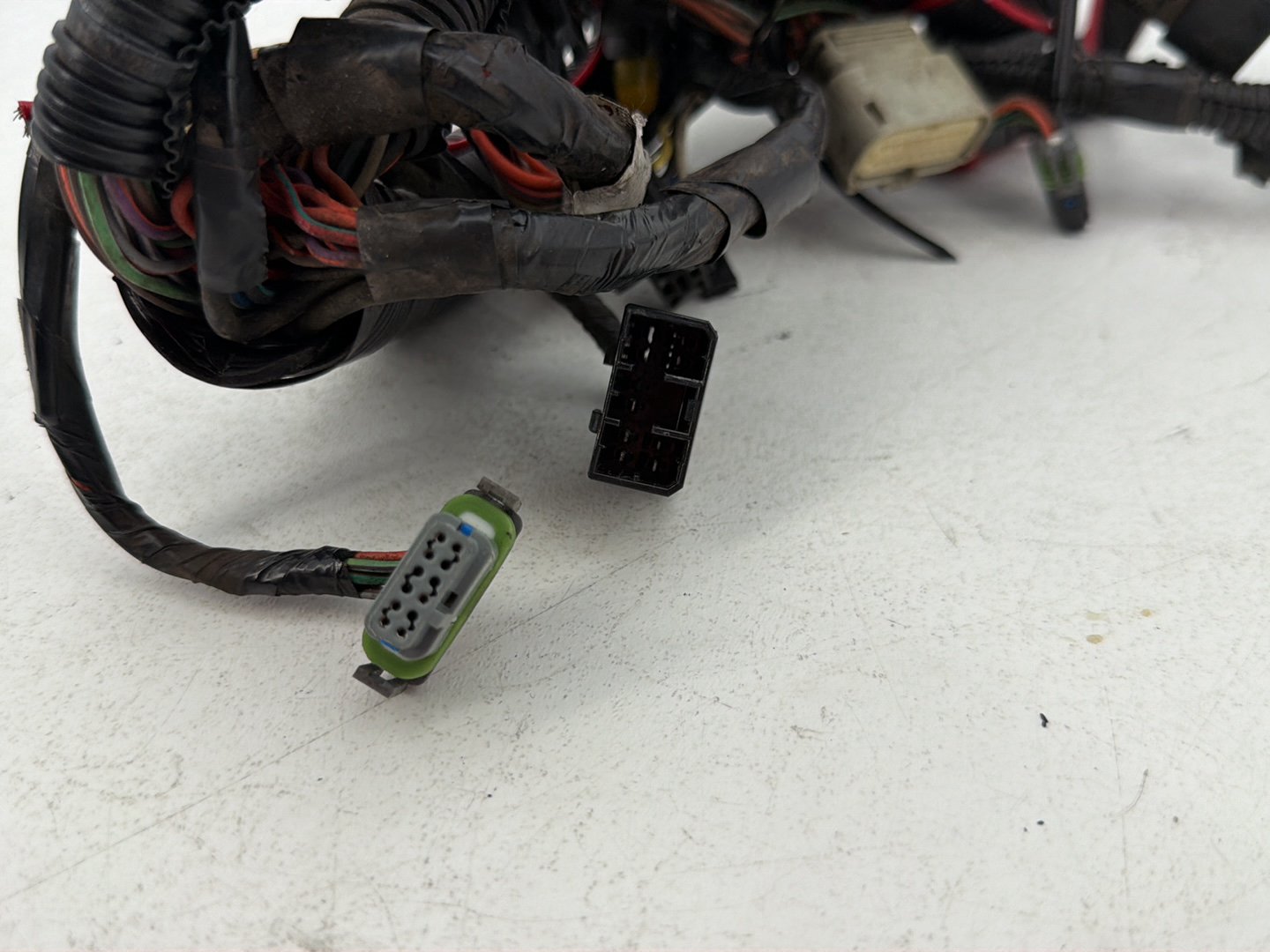 2007 - 2012 Harley-Davidson Touring Street Glide Front Sub Wiring Harness Loom Interconnect