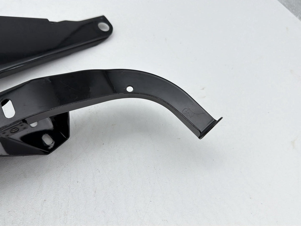 2005 Harley Electra Glide Touring Ultra OEM Right Left Fairing Support Brackets