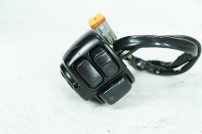 1999 - 2006 Harley-Davidson Dyna Super Glide Left Turn Signal Headlight Switches Controls 71598-00