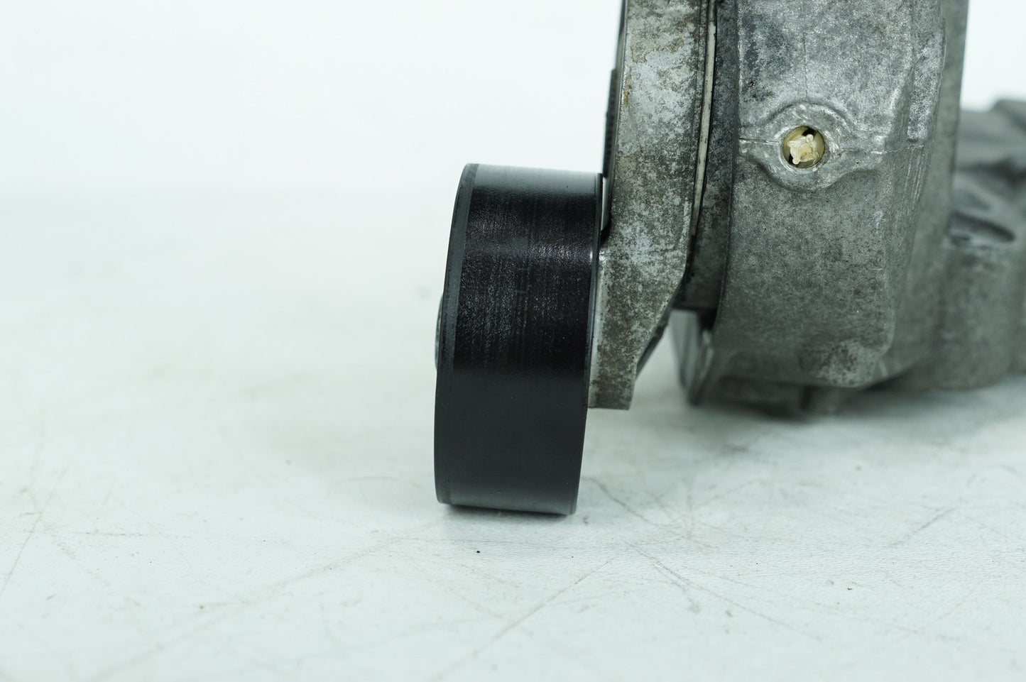 2013 - 2015 Jaguar XF  Rear Engine Mount Bracket