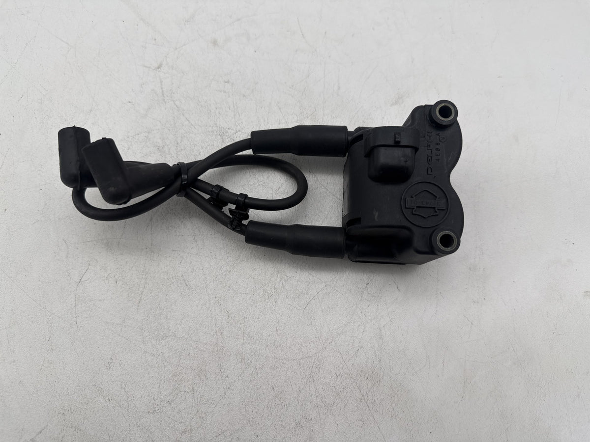 2014 Harley Softail Slim FLS OEM Ignition Coil Spark Plugs Cable