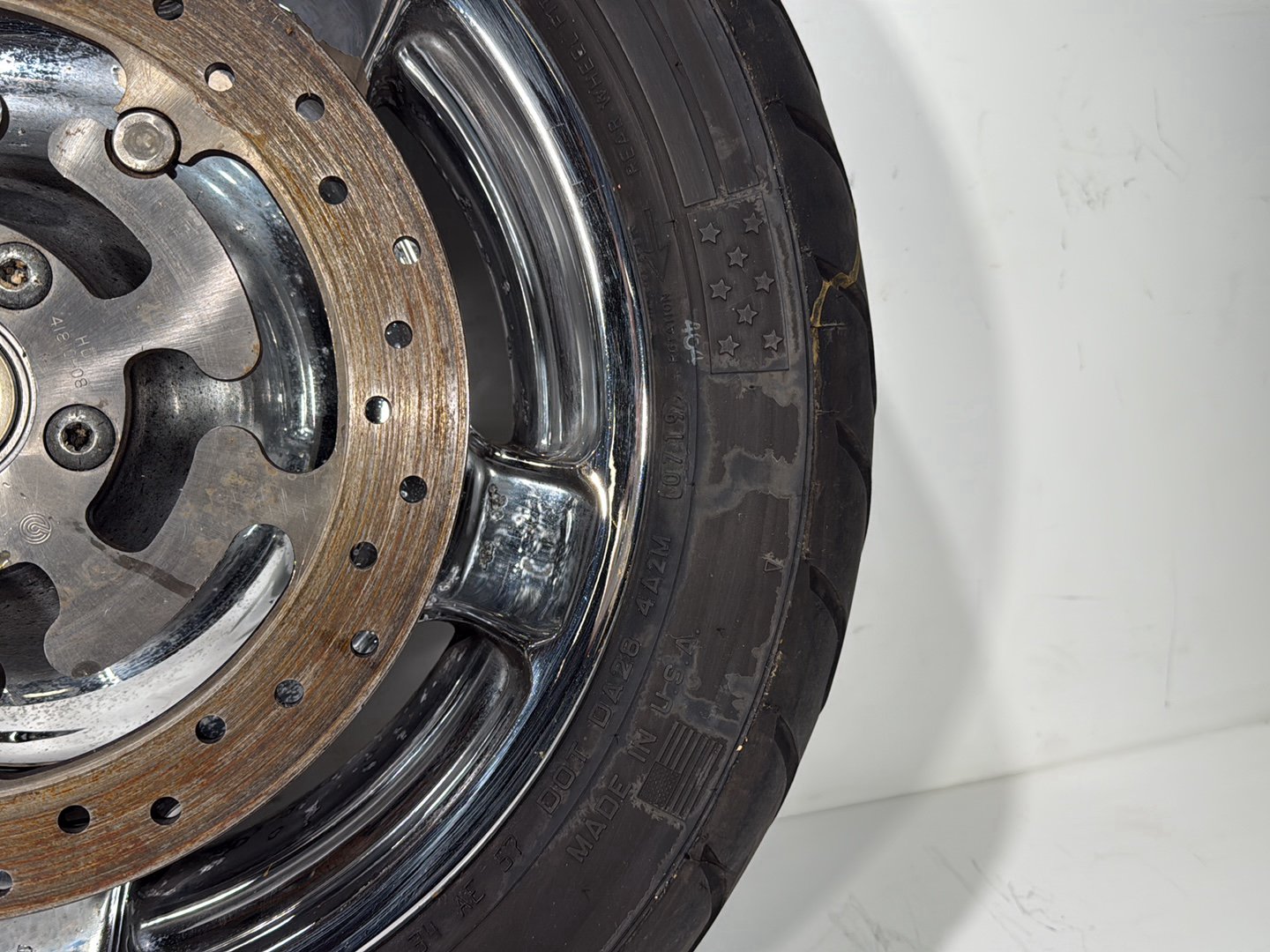 2007 - 2011 Harley-Davidson Touring Street Glide Rear Wheel Rim Tire 41288-09